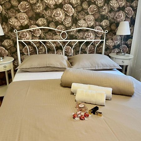 Apartments & Villa Tisno 奥布罗瓦茨 外观 照片