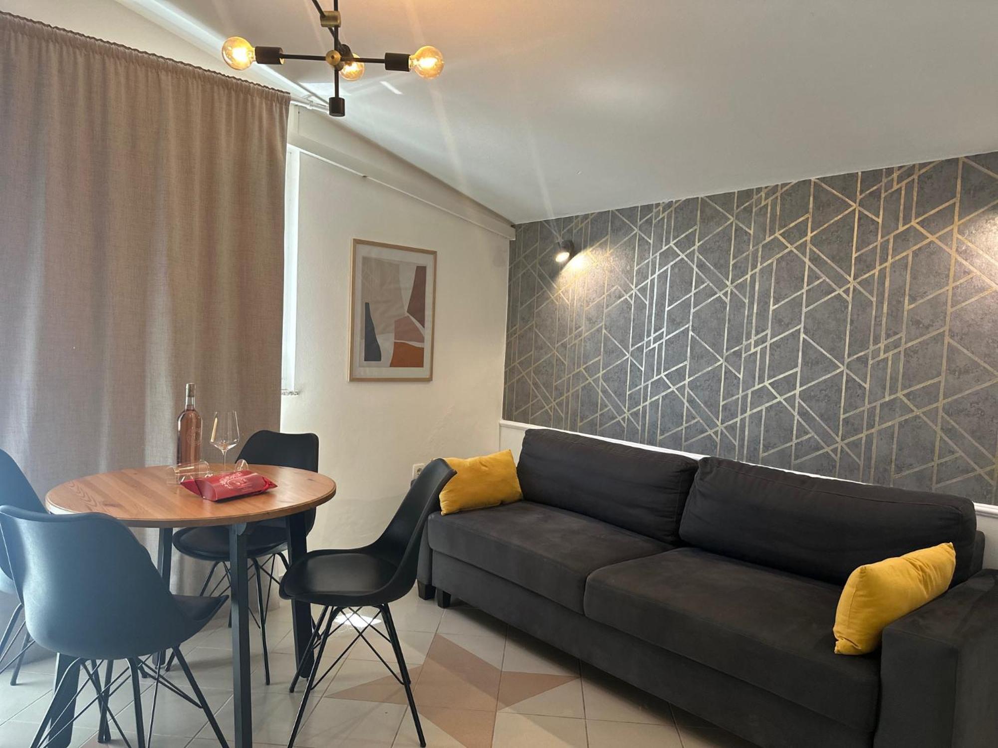 Apartments & Villa Tisno 奥布罗瓦茨 外观 照片